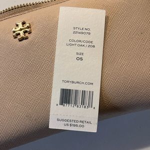 Tory Burch continental wristlet wallet
